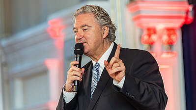 General Director Erwin van Lambaart